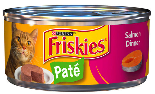 Picture of FRISKIES EXTRA GRAVY CHUNKY WITH SALMON IN SAVOURY GRAVY WET CAT FOOD [156 g]